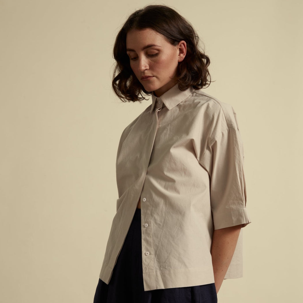 THE BOX SHIRT | BISCUIT