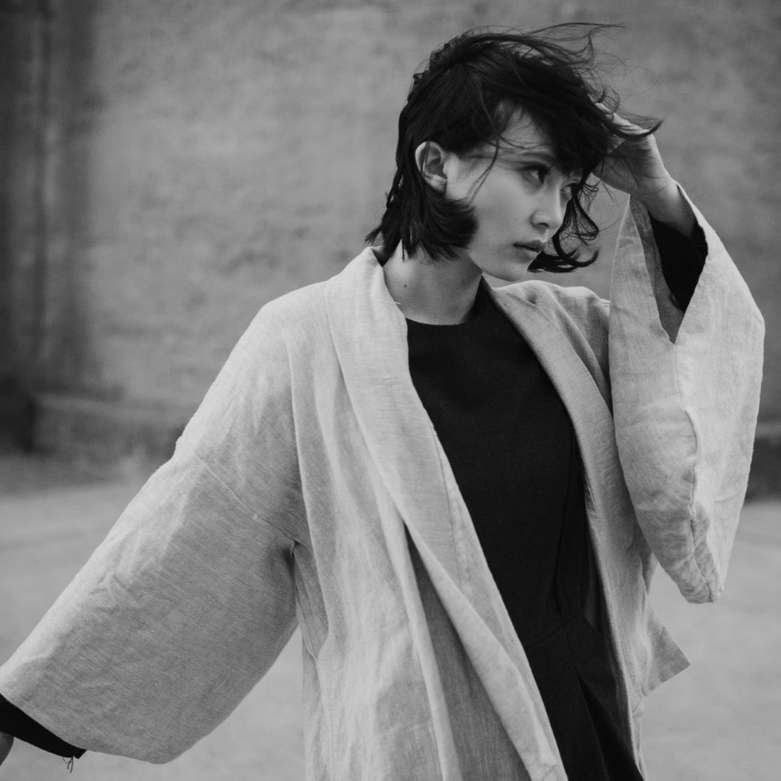 LINEN KIMONO